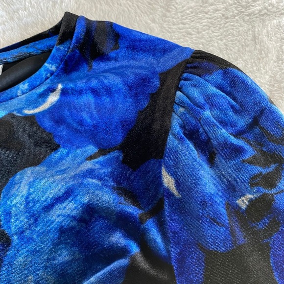Chico's Boho Whimsigoth Dark Floral Velvet Top Women XL Dark Blue Puff Sleeve - Picture 4 of 9